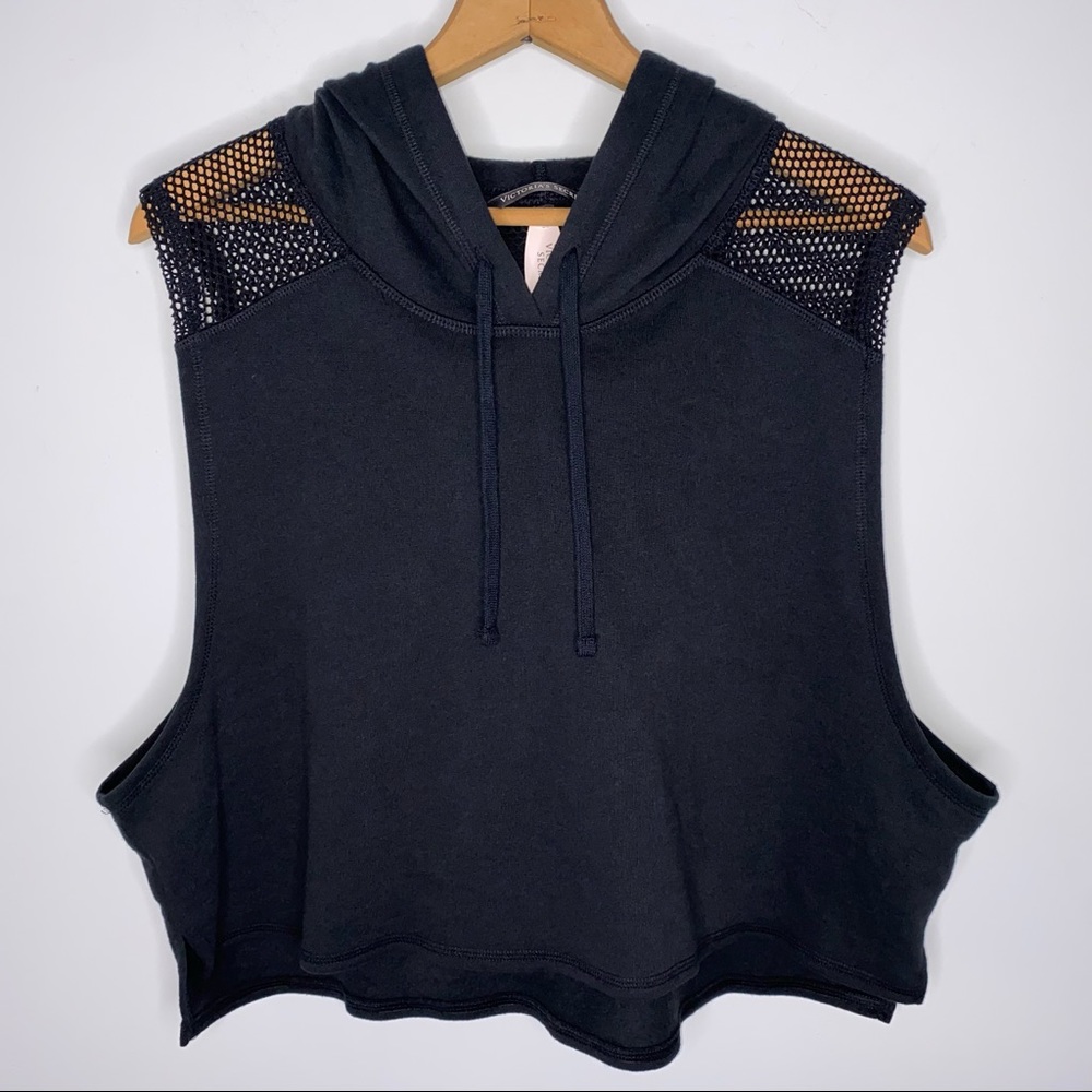 NWT VICTORIA’S SECRET SIZE XL BLACK HOODED CROP TOP